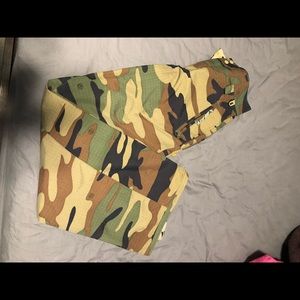 Camo Snowboard pants